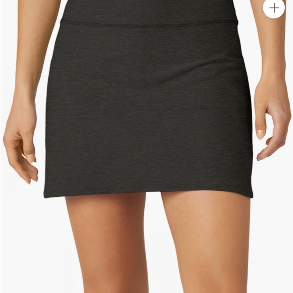 Beyond Yoga
Spacedye Movement Skirt